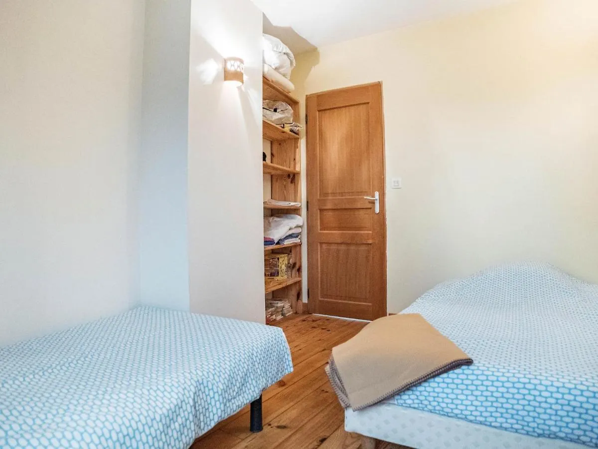 Holiday Home Camelias كُنْكال فرنسا